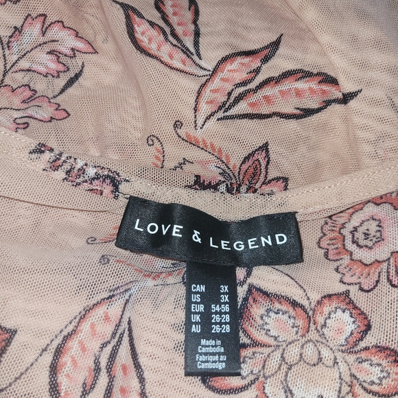 Love & Legend Semi Sheer Floral Peach Bell Sleeve Top 3X - Picture 6 of 6